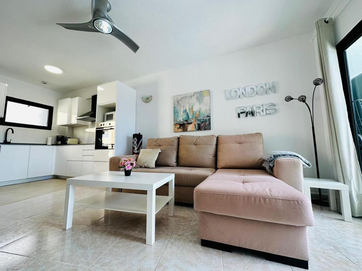 Ocean Front Cozy 2 Bedroom, 3 Beds Spacious- Netflix, Pool, Beach Lift & Fast Wifi Playa del Inglés Exteriér fotografie